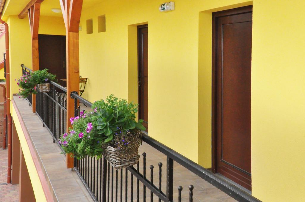Ubytovani U Janca Lednice Exterior photo